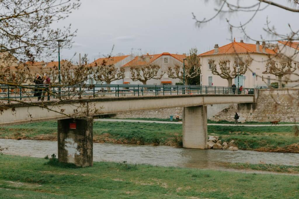 Les Berges Du Roubion Studio Cosy Et Moderne 몽뗄리마 외부 사진
